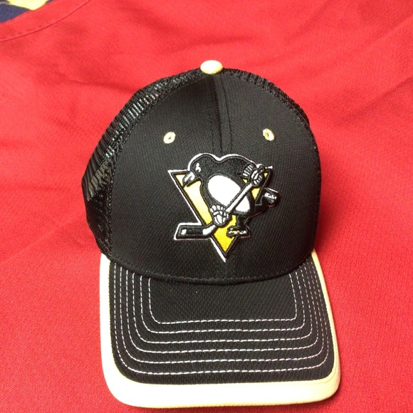 NHL PITTSBURGH PENGUINS new hat - Picture 1 of 4